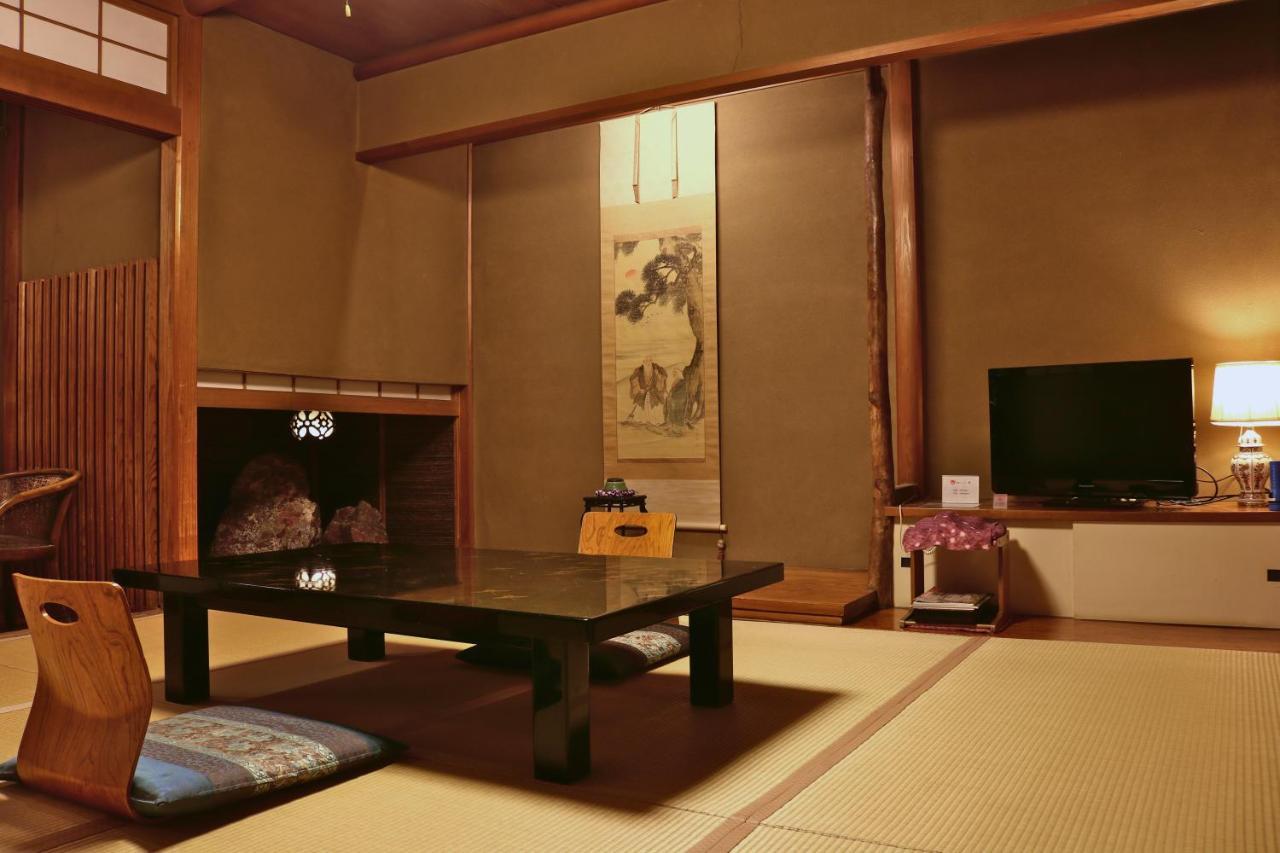 Tsutaya Ryokan Toyooka  Εξωτερικό φωτογραφία